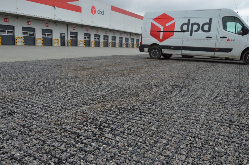 Zewnętrzne place składowe i magazyny otwarte – stabilizacja pod duże obciążenia statyczne